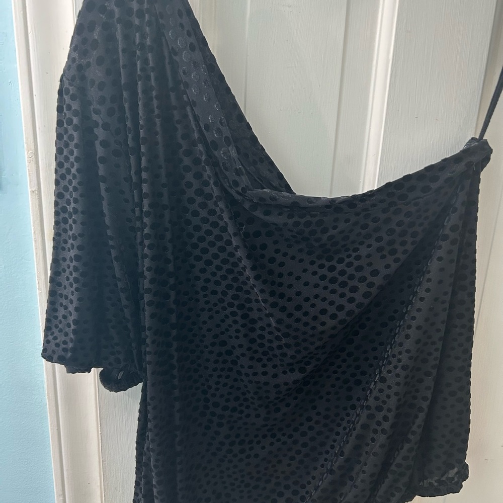 Deborah Veireck Holiday one shoulder top New 2025